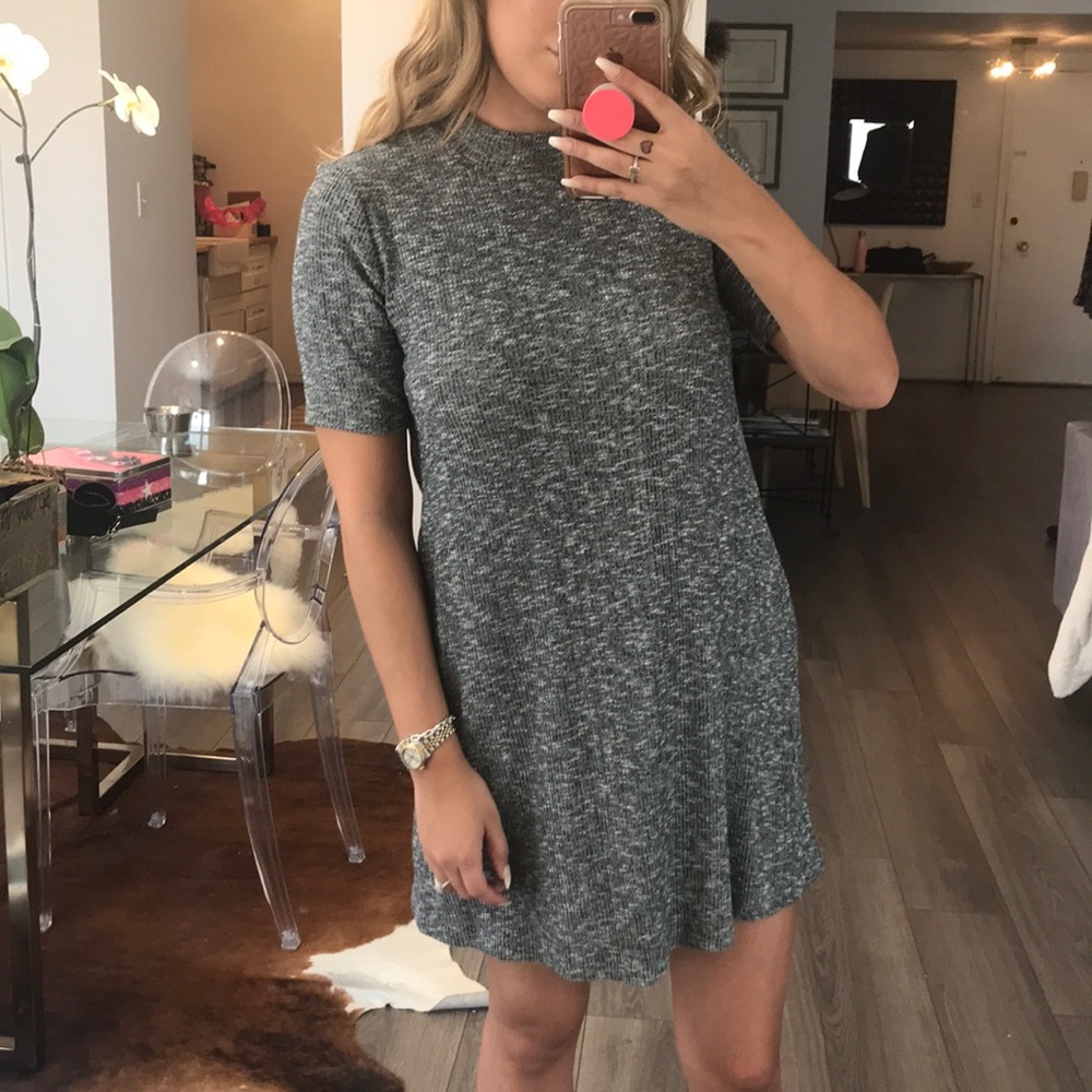 FOREVER 21 MOCK NECK DRESS